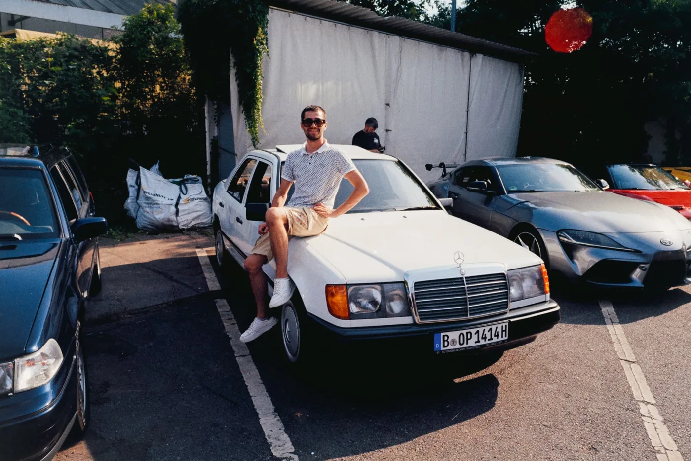 viceclub 3.0 — white mercedes w124