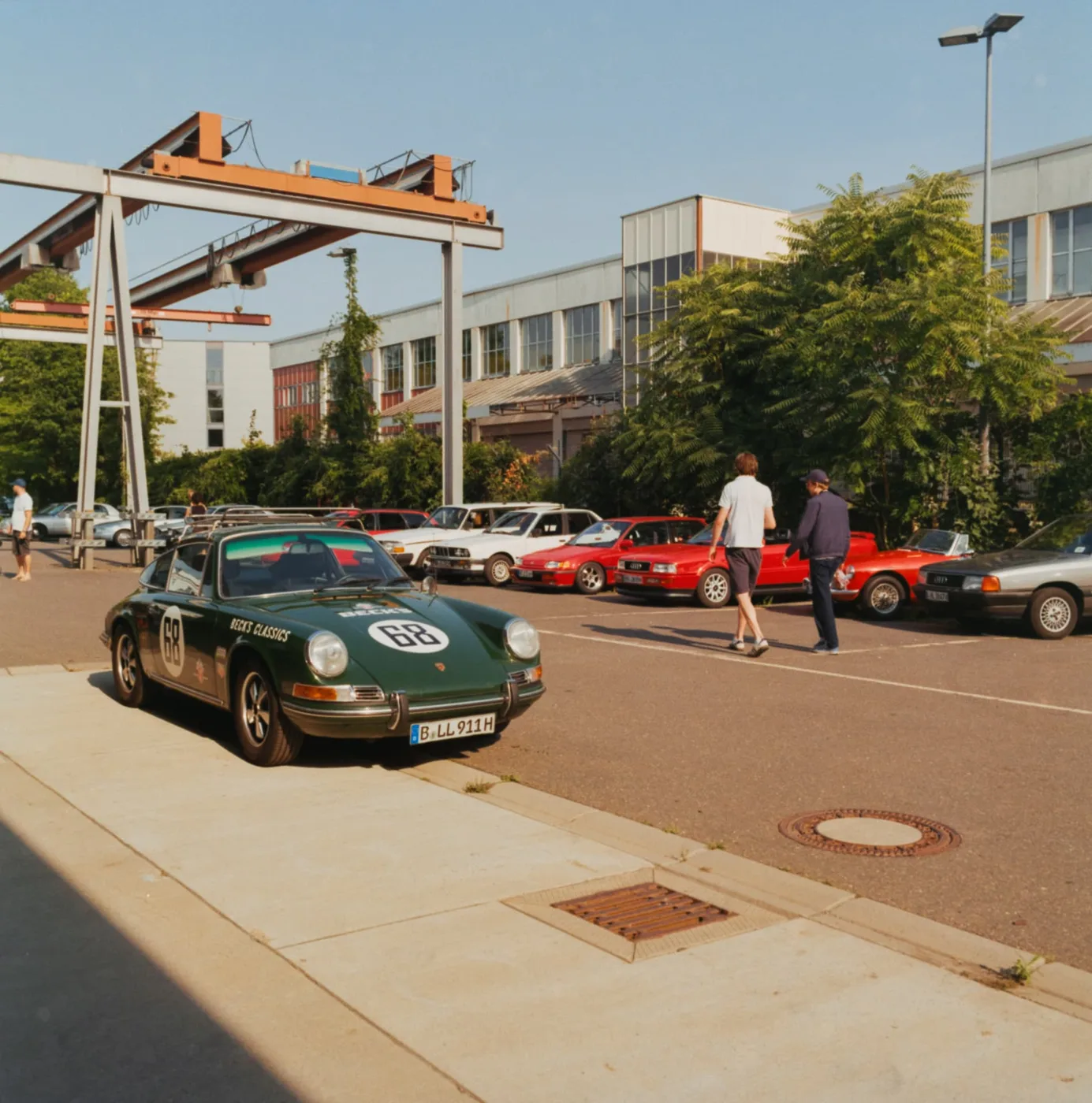 viceclub 3.0 — green porsche 911